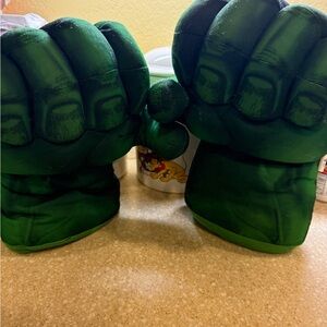 Incredible Hulk Green Fist Plush Gloves Hulk Smash Hands Pair of Huge Fists